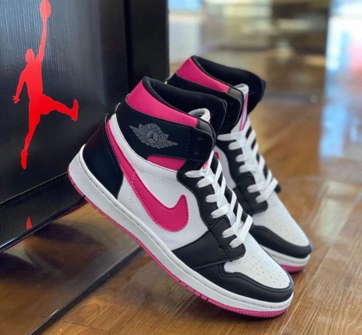 BOTINHA JORDAN ROSA/BRANCO/PRETO