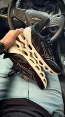 Tênis  Prophecy 14 Preto Dourado- IMPORTADO