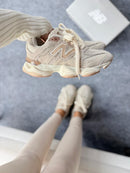 Tênis 9060 Felpudo- Importado