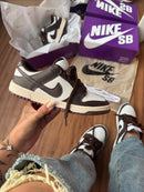 Tênis low - Café/Branco