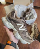 TÊNIS 9060 MARROM- IMPORTADO